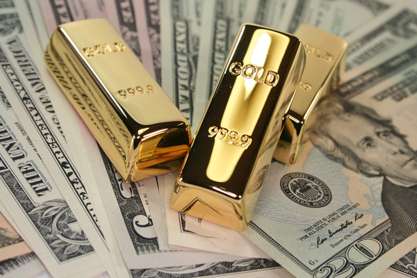 Золото отправило доллар в «нокаут»: в 2017 золото подорожает на 15%